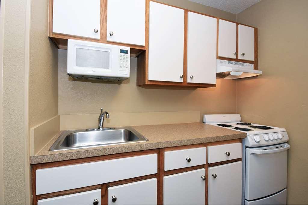 Suburban Studios Houston North I-45 Quarto foto